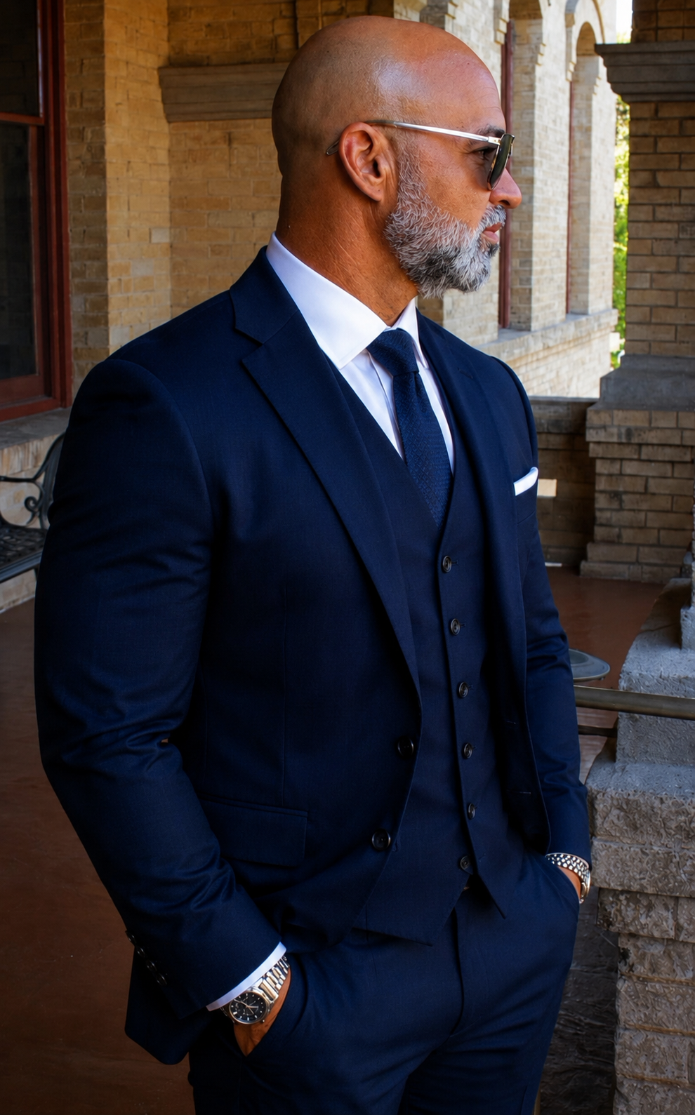 Eric Gomez, Urban Estates team